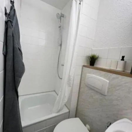 Bruck Apartment *
